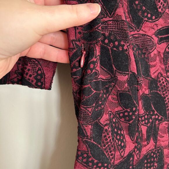 Maeve Elorn Velvet and Lace Ruched Dress - Picture 7 of 9